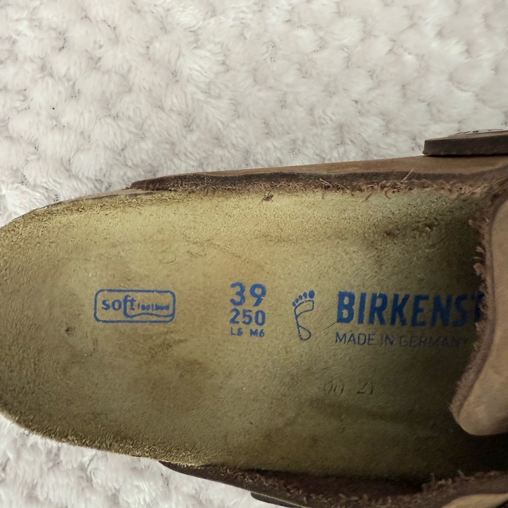 Birkenstock Dark Brown Clog - Picture 2 of 3